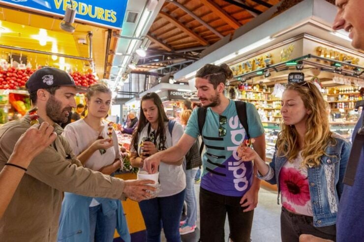 Barcelona: 4-Hour Small Group Bike Tour - Tour Details