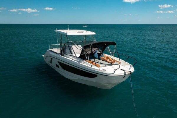 Barcelona: 8-hours Private Tour on a Motorboat - Booking and Availability