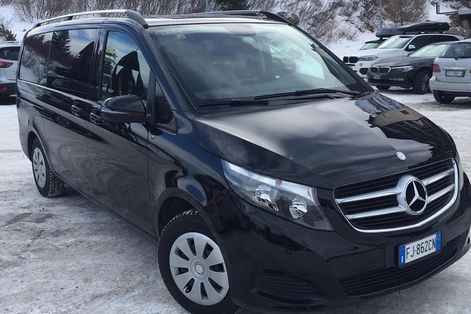 Barcelona Airport (BNC) to Port Aventura / Salou - Arrival Private Van Transfer - Directions at Barcelona Airport