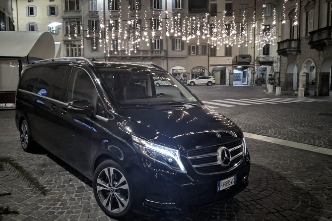 Barcelona Airport (BNC) to Port Aventura/Salou - Round-Trip Private Van Transfer - On-board Amenities and Accessibility