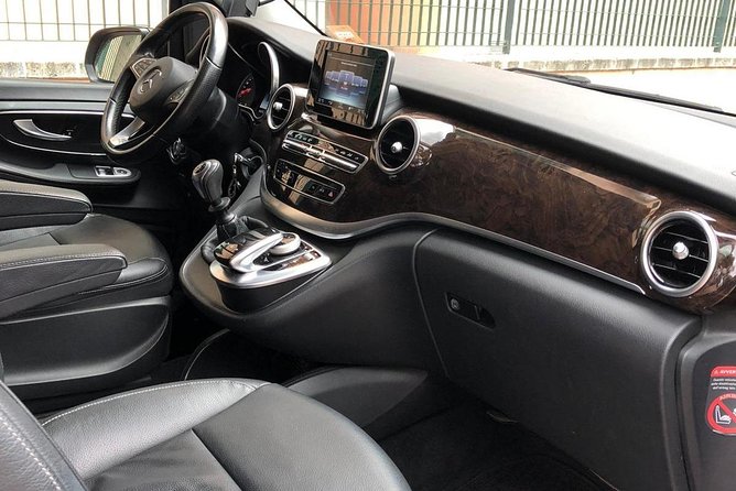 Barcelona Airport (BNC) to Sitges - Private Arrival Van Transfer - Common Questions