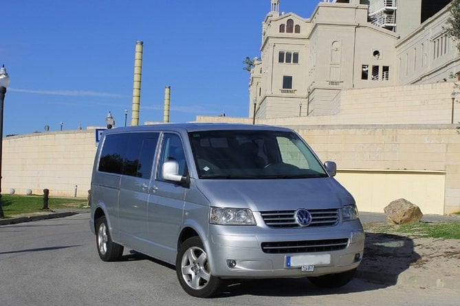 Barcelona Airport Private Arrival Transfer - Drop-off Point and Pickup Details