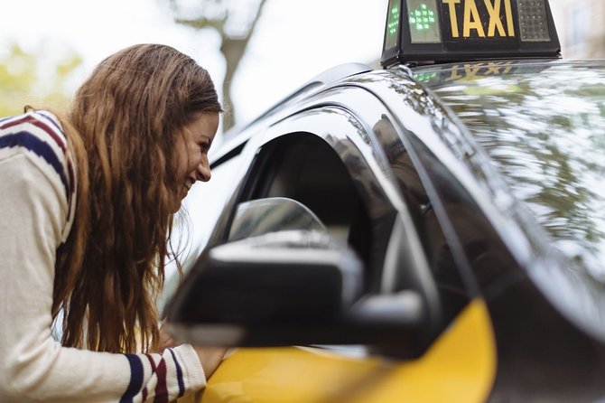 Barcelona Airport to City Center Taxi Transfer - Cancellation Policy Details
