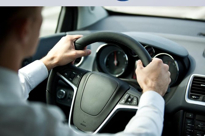 Barcelona Airport to City Center Taxi Transfer - Pricing and Group Size Variations