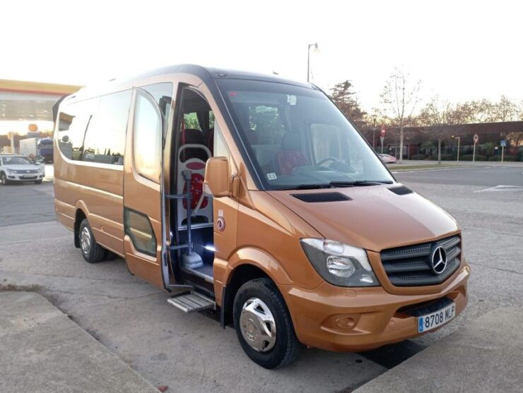Barcelona: Airport Transfer to Lloret De Mar - Professional Spanish-Speaking Drivers