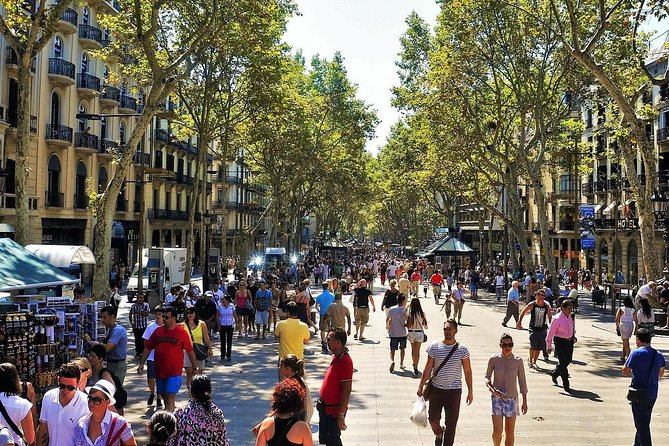 Barcelona and Sagrada Familia Small Group Tour With Hotel Pick-Up - Common Questions