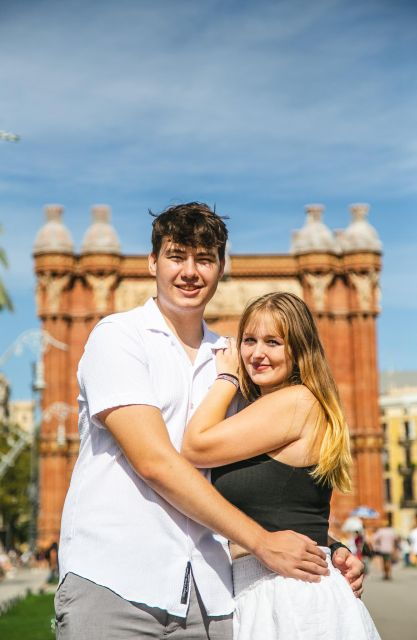 Barcelona: Arc De Triomf Private Photography Experience - Experience Itinerary