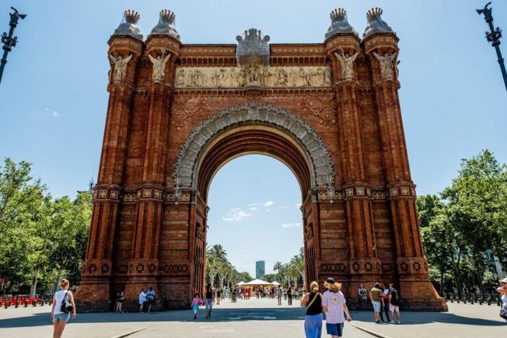 Barcelona - Arc De Triomf : the Digital Audio Guide - Experience