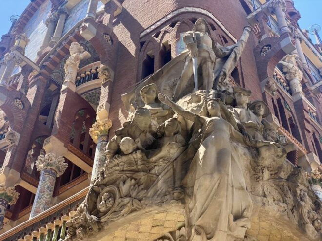 Barcelona: Architectural Wonders Self-Guided Audio Tour - Meeting Point & Directions