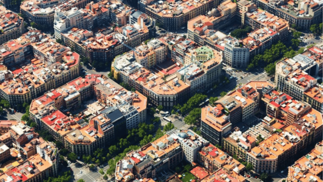 Barcelona: Architecture & Art Nouveau Audio Tour - Meeting Point and Directions