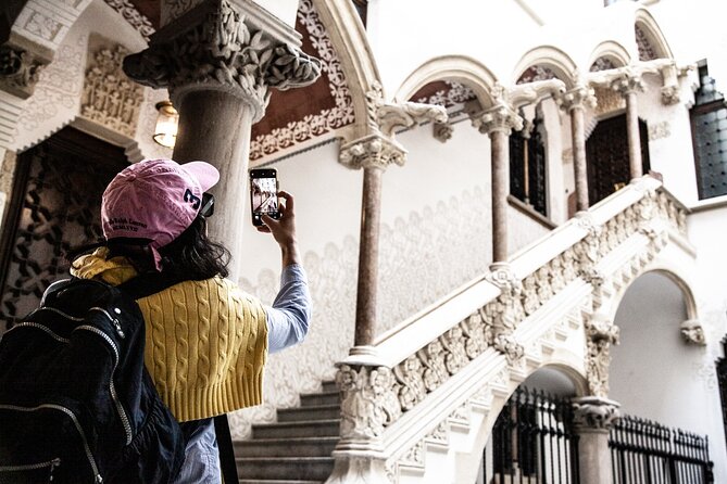 Barcelona Architecture Walking Tour With Casa Batlló Upgrade - Whats Included
