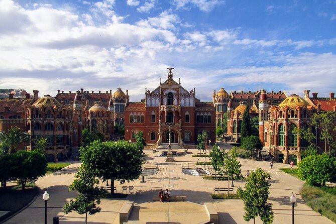 Barcelona Architecture Walking Tour With Casa Batlló Upgrade - Directions