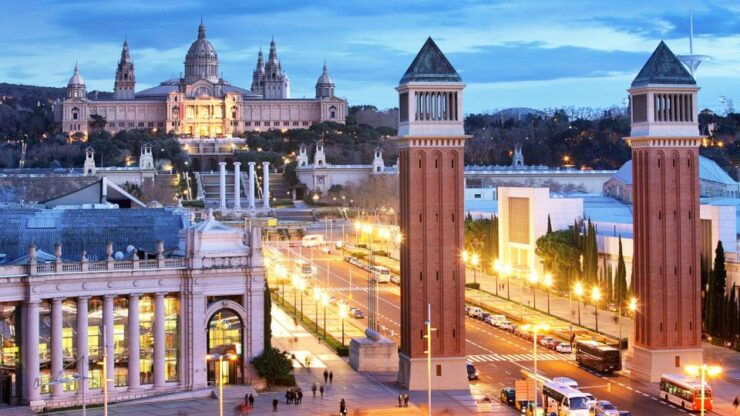 Barcelona Audioguide - Travelmate App for Your Smartphone - Duration and Features