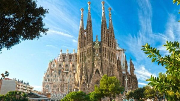 Barcelona Audioguide - Travelmate App for Your Smartphone - Directions and Activation