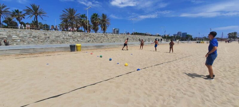 Barcelona: beach sports! - Good To Know