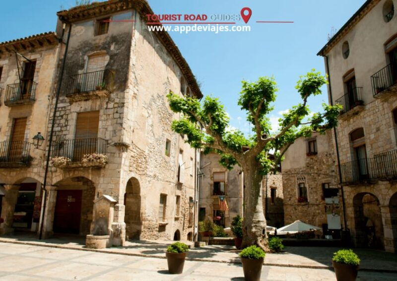 Barcelona: Besalú, Figueres, and Girona Day Trip With Lunch - Key Points