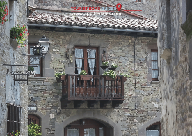 Barcelona: Besalú, Rupit, and Vic Private Day Trip - Transportation Details