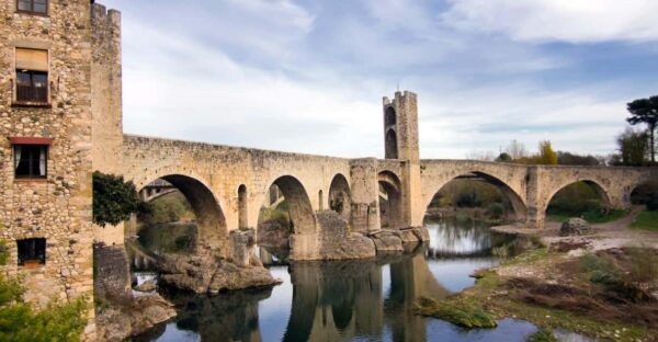 Barcelona: Besalú, Rupit, and Vic Private Day Trip - Guide Expertise