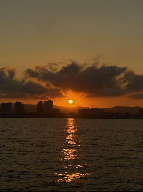 Barcelona: Boat Trip With Champagne - Customer Feedback