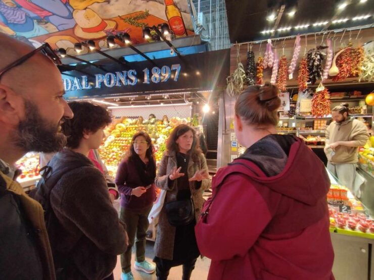 Barcelona: Boqueria Market & Barrio Gotico Street Food Tour - Good To Know