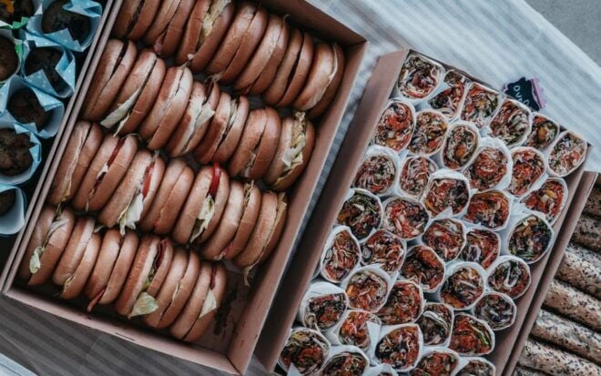 Barcelona: Brunch Boat Party - Age Restrictions and Meeting Point