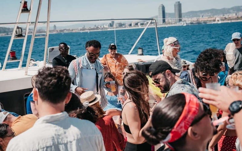 Barcelona: Brunch Boat Party with Drinks and DJ - Who Will Love This Experience?