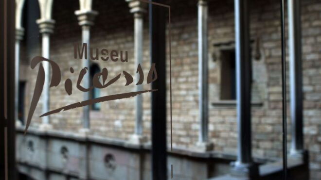 Barcelona Card: 25 Museums and Free Public Transportation - Important Information and Restrictions