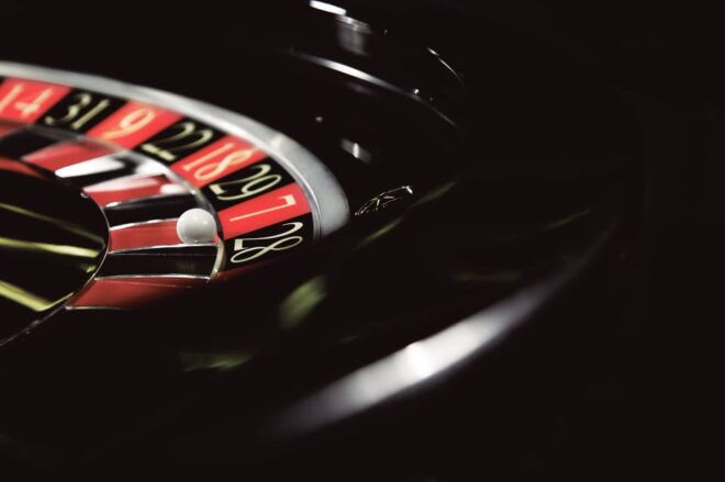 Barcelona: Casino Barcelona Entry With Cocktail and Gift - Gaming Tables and Machines