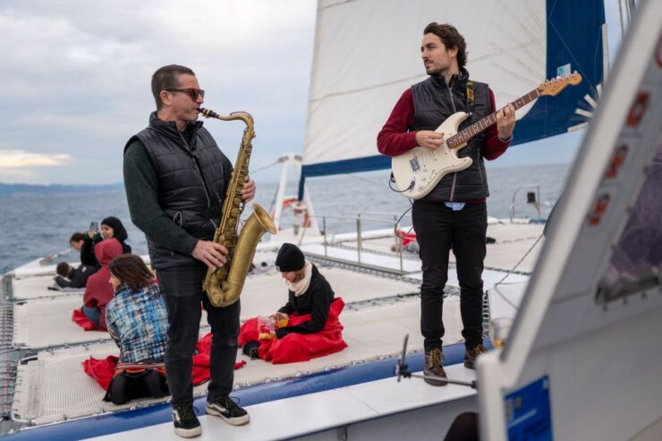 Barcelona: Catamaran Cruise With Live Jazz Music - Experience Highlights
