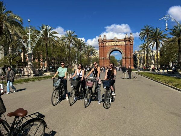 Barcelona: Central Park E-bike Tour / E-Scooter Tour - The Sum Up
