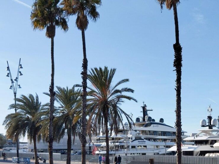 Barcelona City Exploration Trail Through Barceloneta - Booking Details