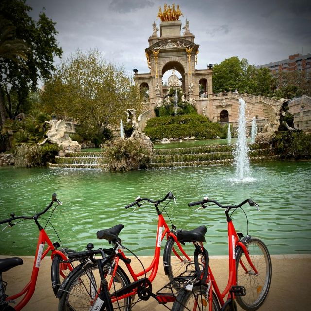 Barcelona: City Highlights 2,5h Tour by Bike/E-Bike/ E-Step - Reservation