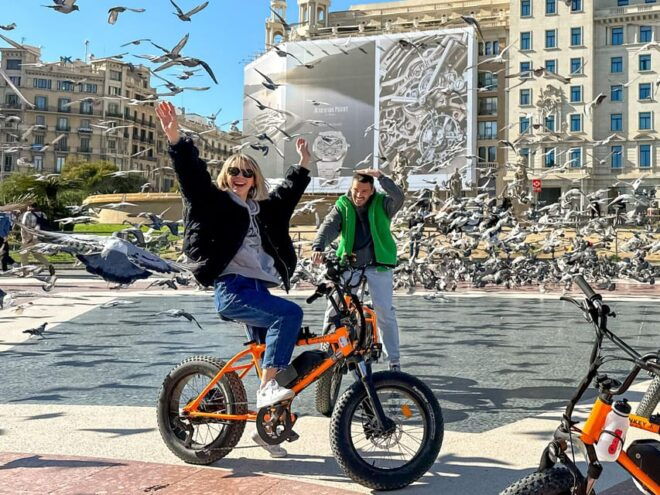 Barcelona: City Highlights Guided E-Bike Tour - Key Attractions