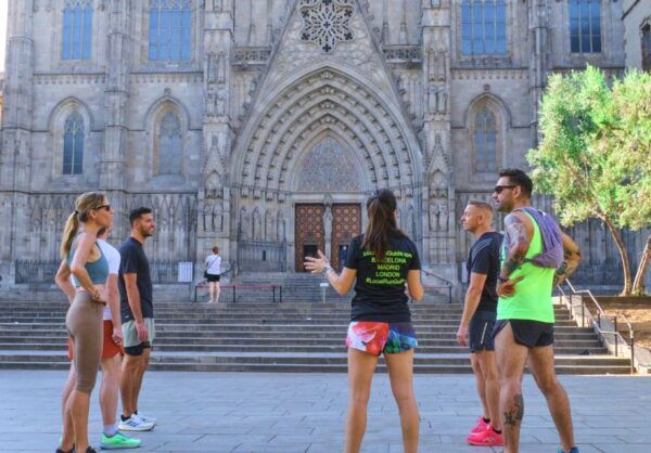 Barcelona: City Highlights Guided Running Tour - Directions