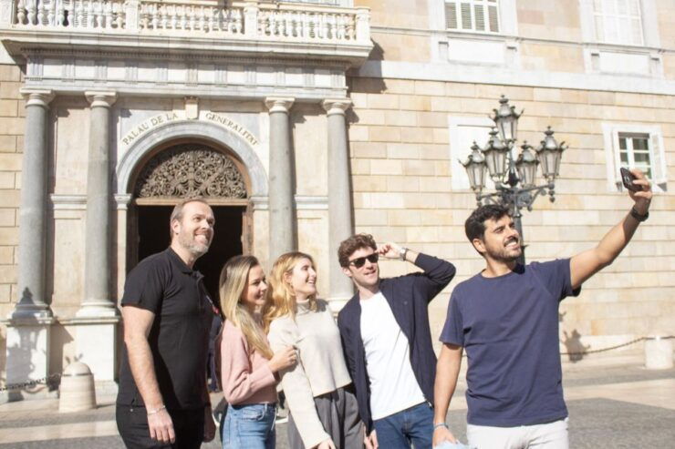 Barcelona: City Highlights Walking Tour With Sagrada Familia - Inclusions