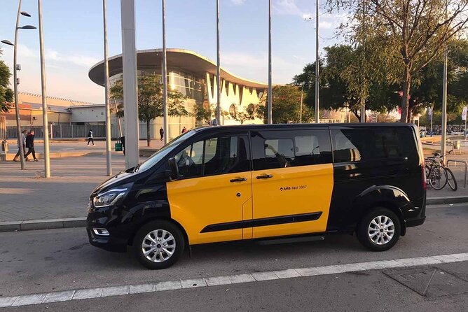 Barcelona City, Hotel to Airport Private Transfer - Booking Confirmation and Accessibility