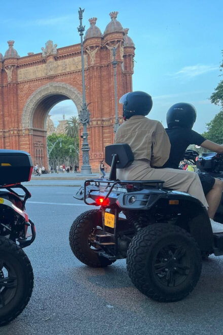 Barcelona: City Sights Electric Quad Tour (License Required) - License and Age Requirements
