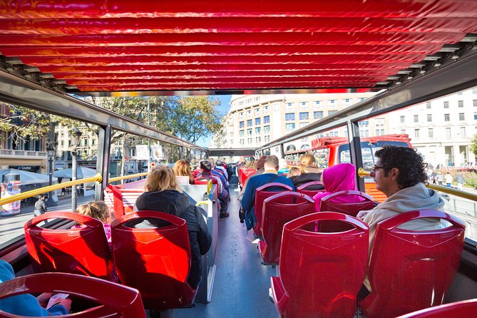 Barcelona City Tour Hop-On Hop-Off and Aquarium - All Routes and Stops Covered
