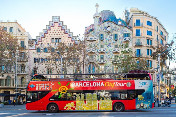 Barcelona City Tour Hop-On Hop-Off With Optional Catamaran - Tour Overview