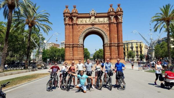 Barcelona: Coastline E-Bike and Wine Tasting Tour - Getting There