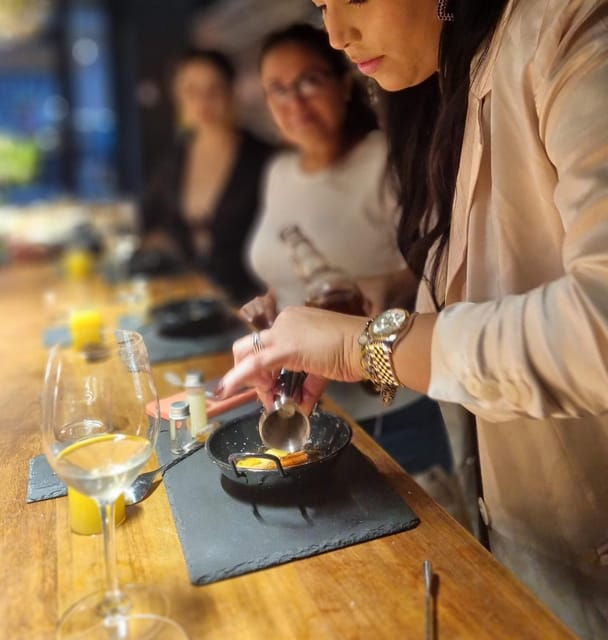 Barcelona: Cocktail Class Workshop - Make Shake Cook & Paint - Cocktail Making Techniques