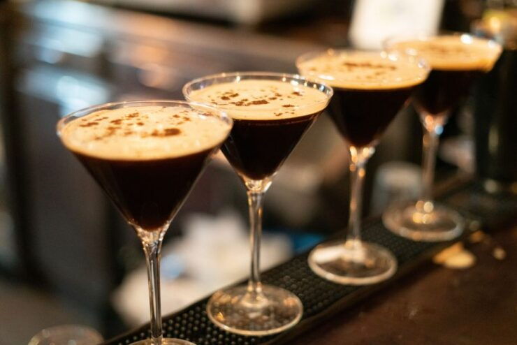 Barcelona: Cocktail Master Class by Mixologist With Tapas - Learn the Secrets of Classic Cocktails
