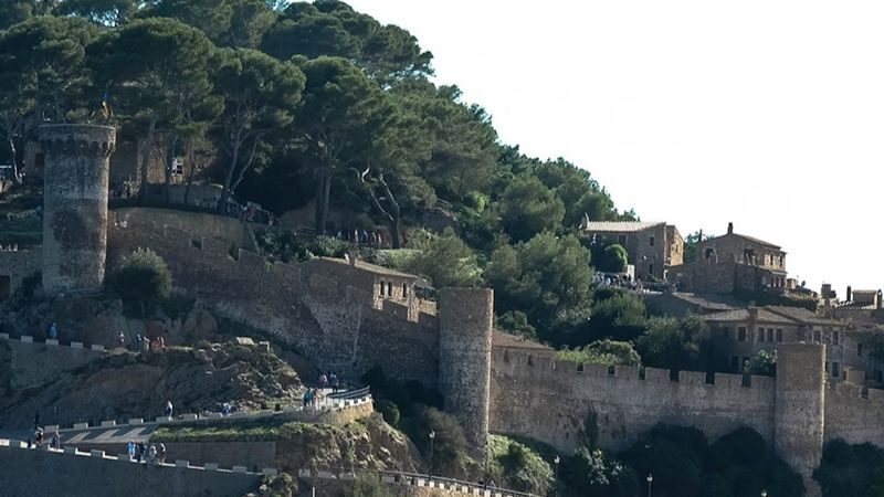 Barcelona Costa Brava & Tossa de Mar Day Tour with Dining - Is $135.29 good value?