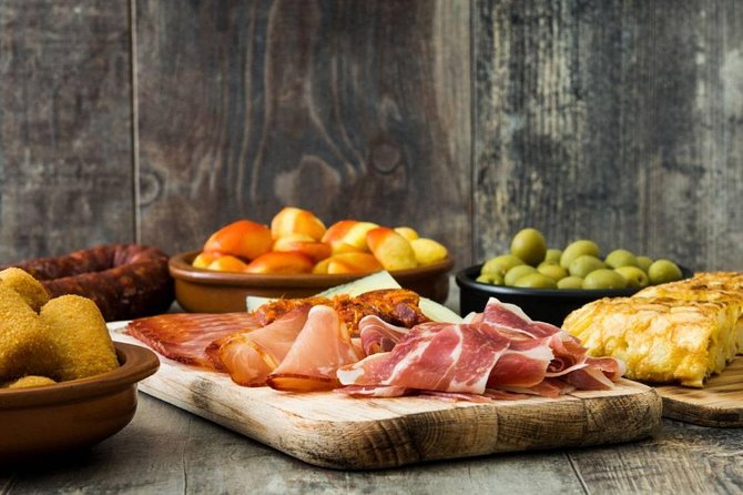 Barcelona Countryside Full Day Wine and Cava Tastings With Lunch - Winemaking Process