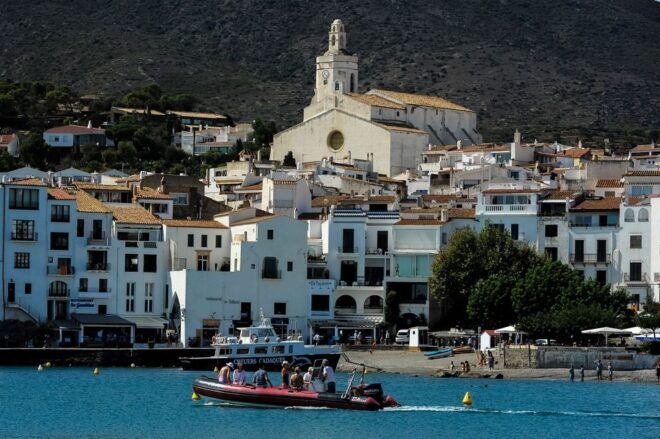 Barcelona: Dali Museum, House and Cadaques Guided Tour - Review Summary