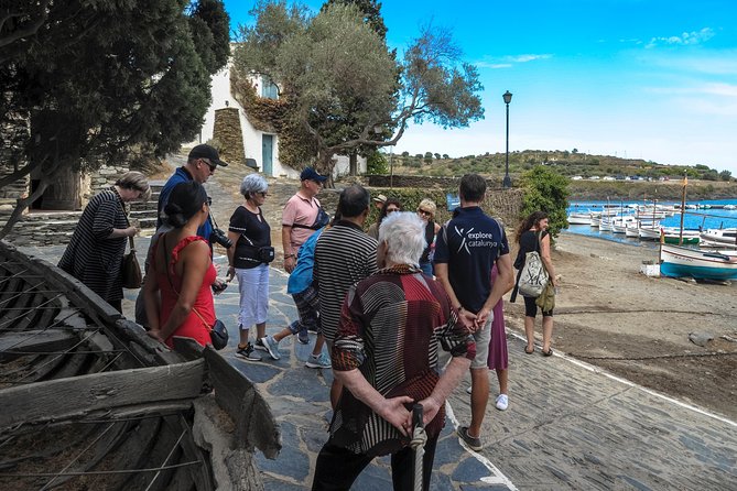 Barcelona: Dalí Small Group Tour - Museum, Dali House, Cadaques - Tour Guides and Visitor Feedback