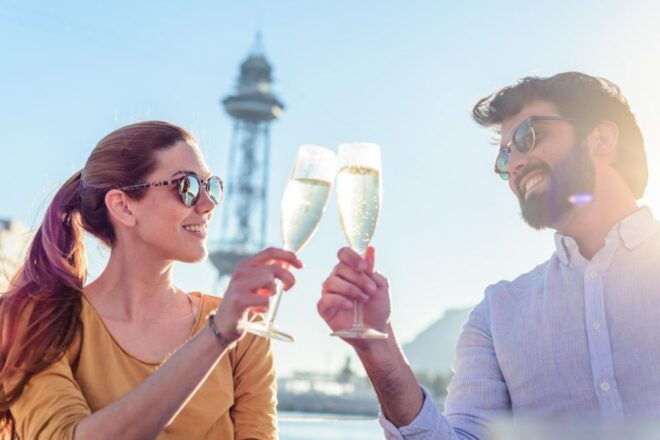 Barcelona: Day or Sunset Sailing Trip With Drink Included - Experience Highlights