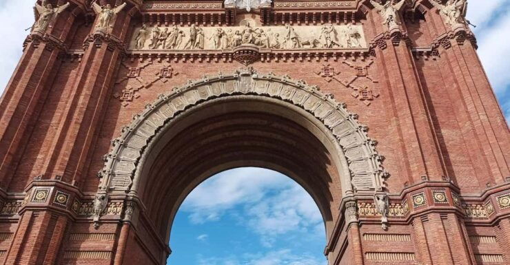 Barcelona : Discover Best Plans Recommended by Local People - Good To Know