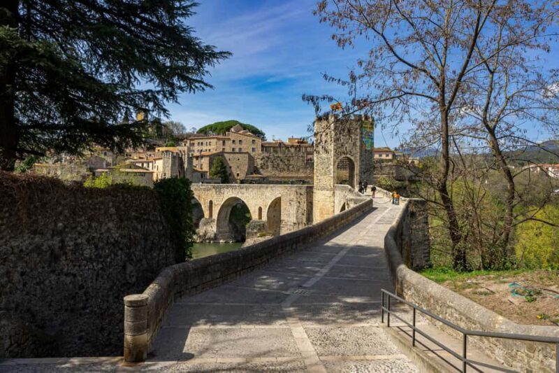 Barcelona: Discover Girona, Besalú & Pals on a Guided Tour - Good To Know  