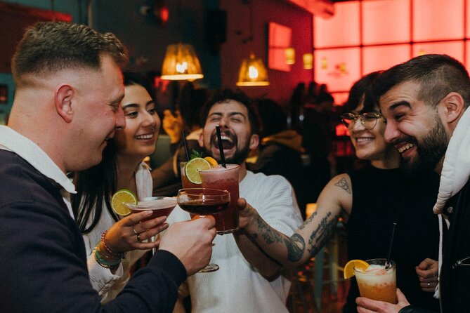 Barcelona Drunken History Walking Tour With 4 Drinks Included - The Sum Up